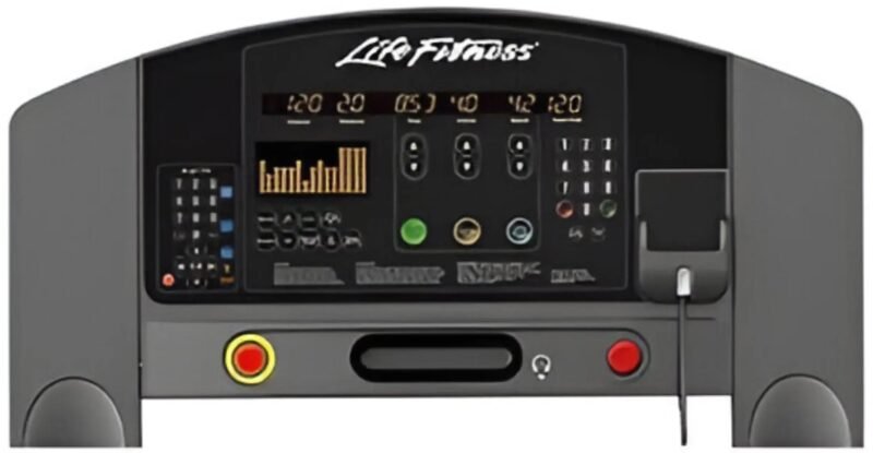 Life Fitness Integrity Series Treadmill CLST - Image 2
