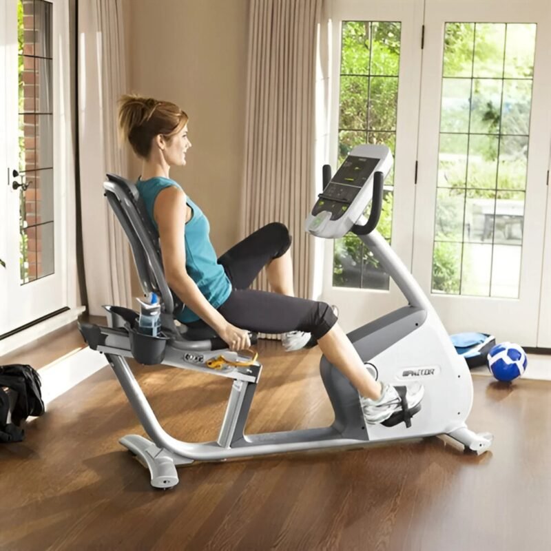 Precor RBK 815 Recumbent Bike w/Experience Console - Image 3