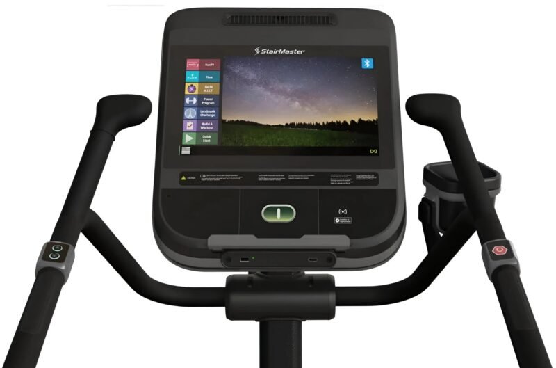 Stairmaster 4 Series Gauntlet w/15" Embedded Display - Black - Image 2
