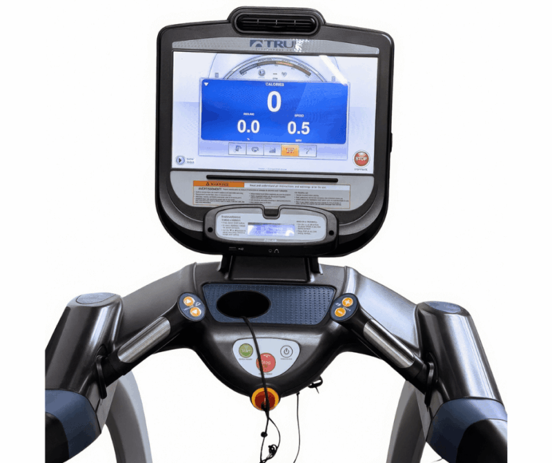 True Fitness CS600 Treadmill w/16" Transcend LCD Touch Screen - Image 4